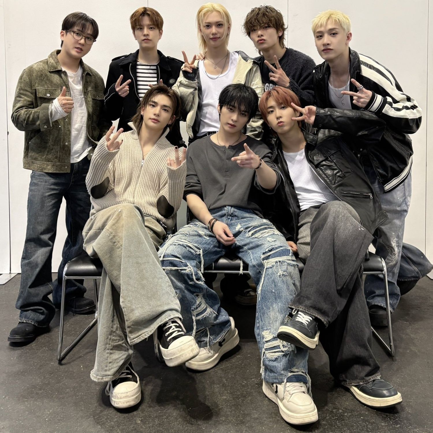 Behind-the-scenes cut of Stray Kids