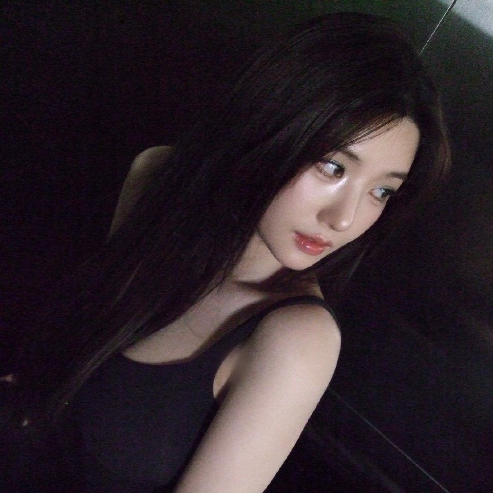 Recent activity shot of Kwon Eunbi