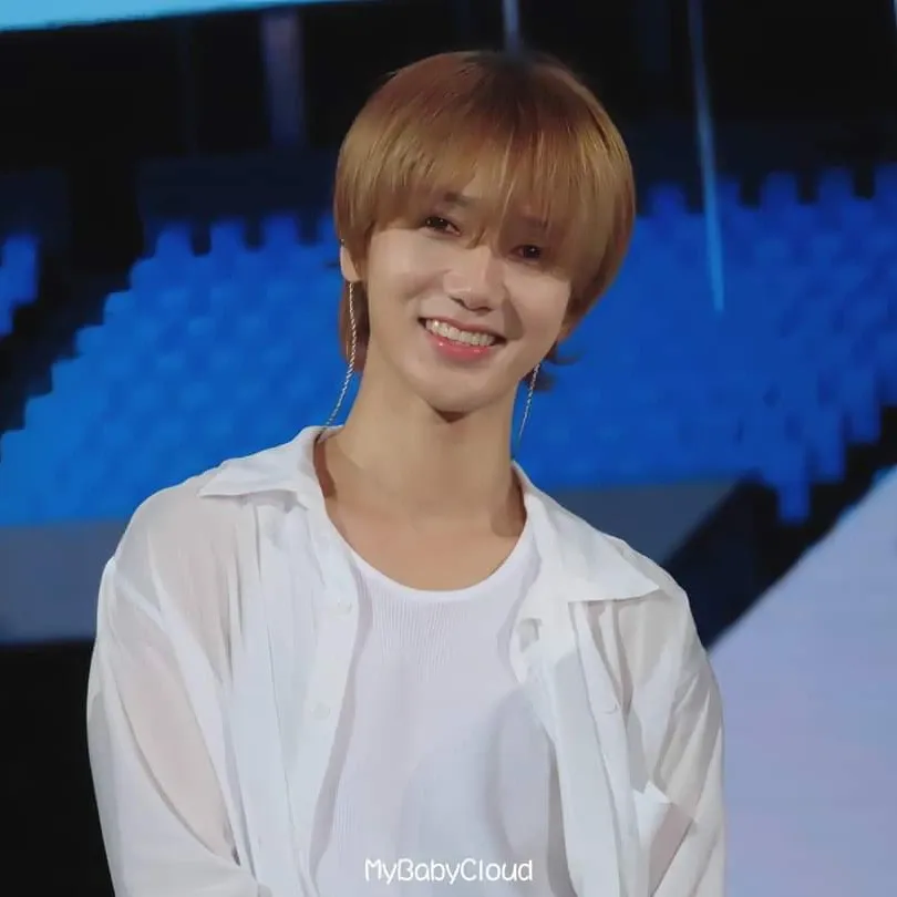 A moment captured by Super Junior's fan