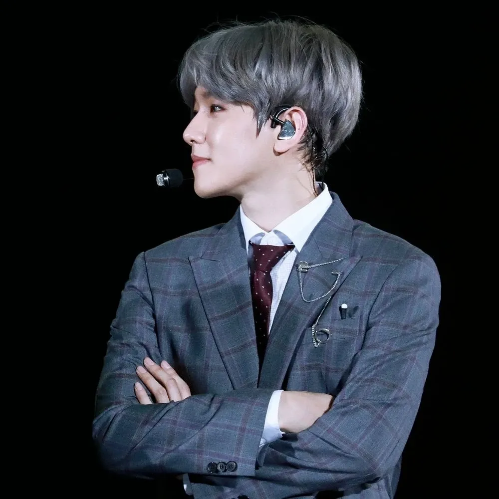 Behind-the-scenes cut of Baekhyun (EXO)