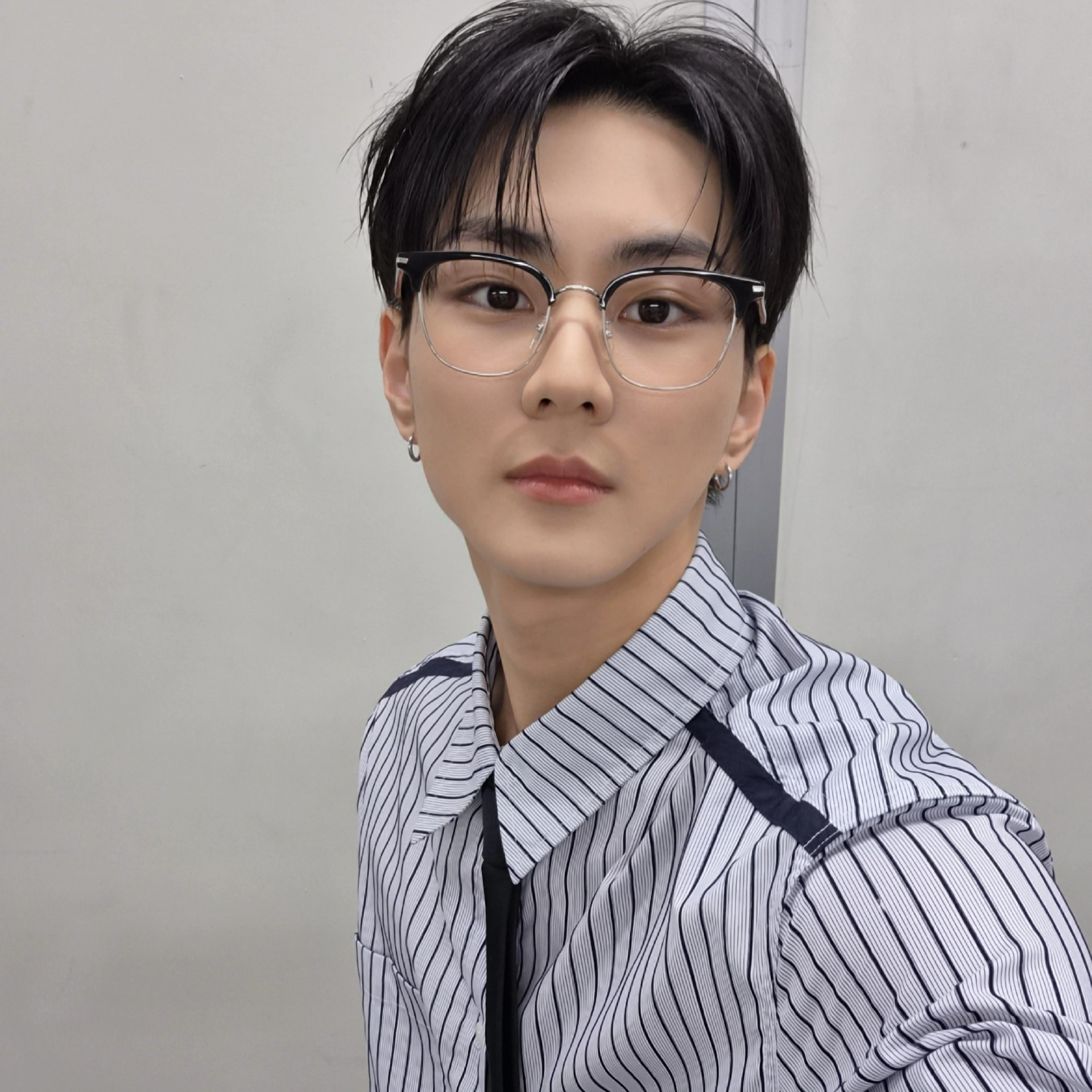 Latest photo of Jungwon (ENHYPEN)