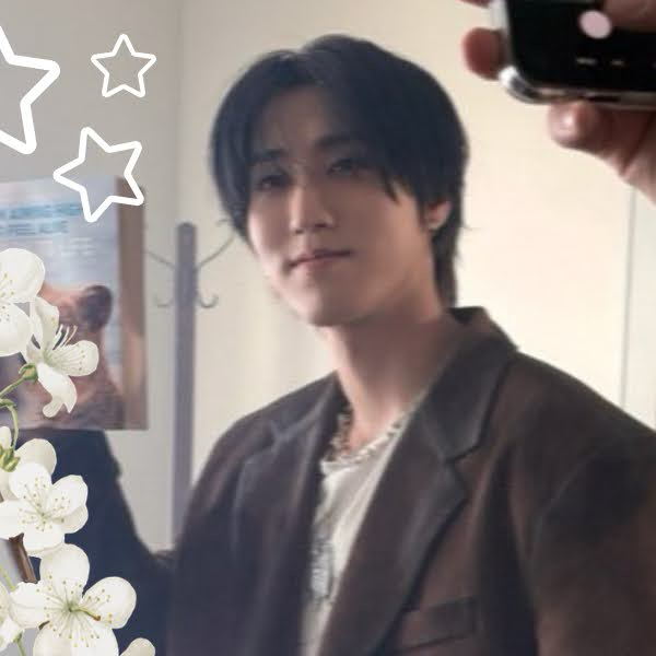 Recent activity shot of HAN (Stray Kids)