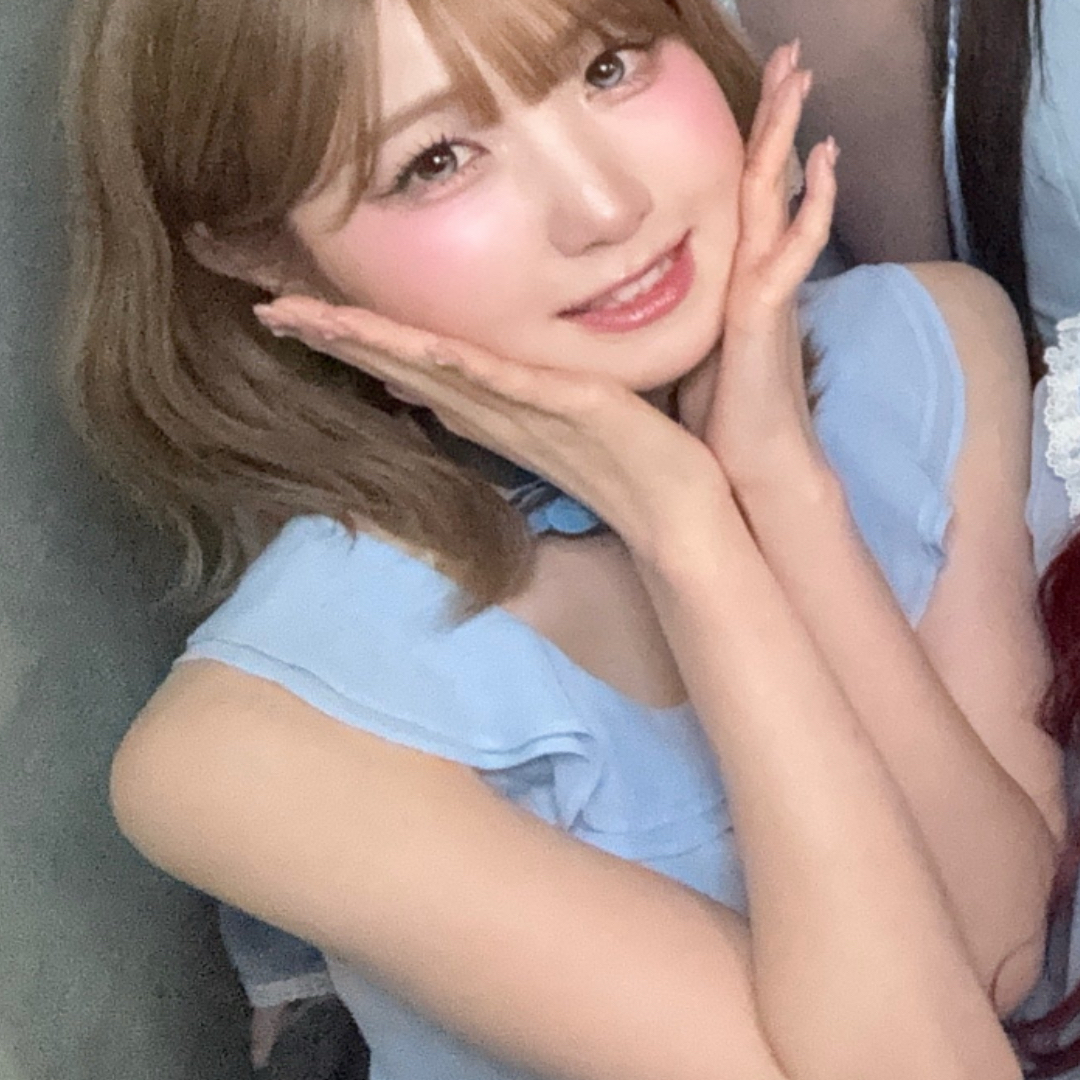 A moment captured by SAY MY NAME's fan