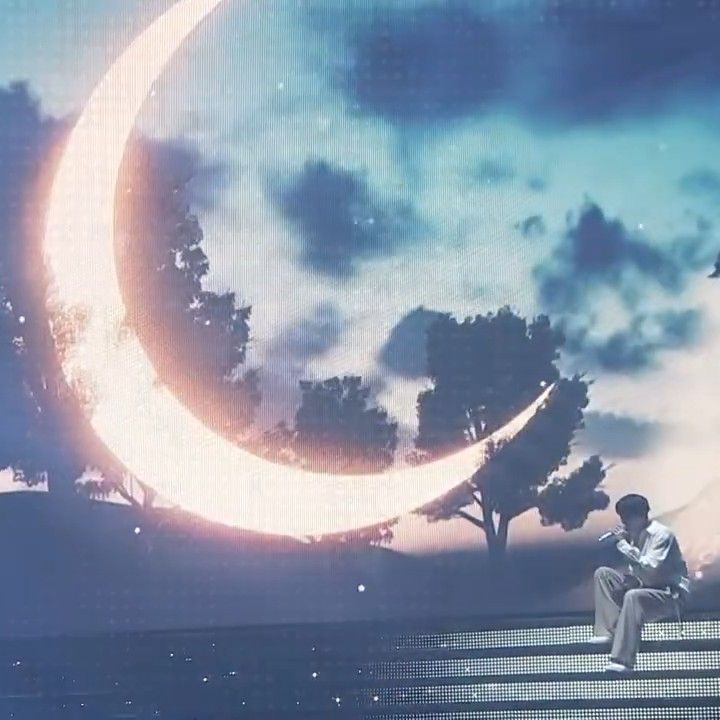 A moment captured by Moonbin (ASTRO)'s fan