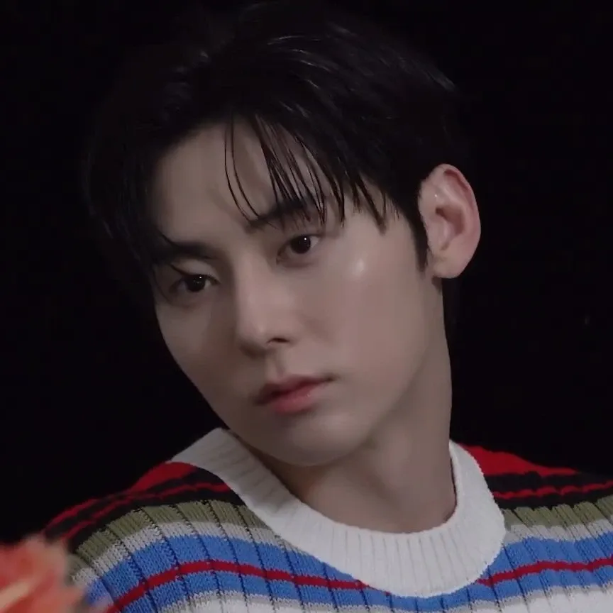 황민현의 최신 사진