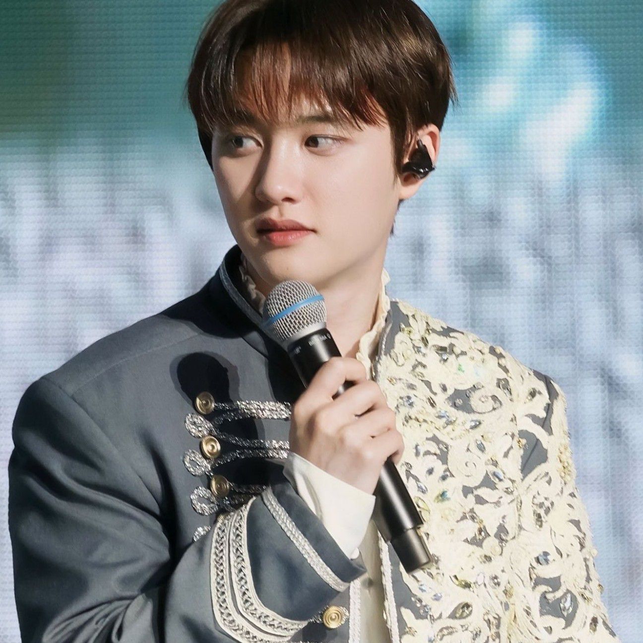 디오 (EXO)의 최신 사진