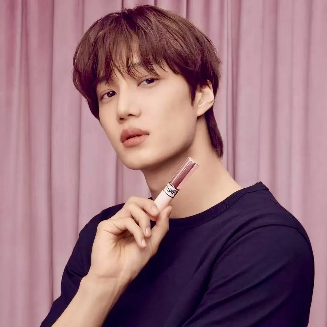 Momen yang diabadikan oleh penggemar Kai (EXO)