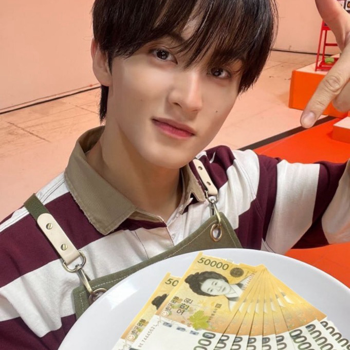 Recent activity shot of Mark (NCT 127, NCT DREAM)