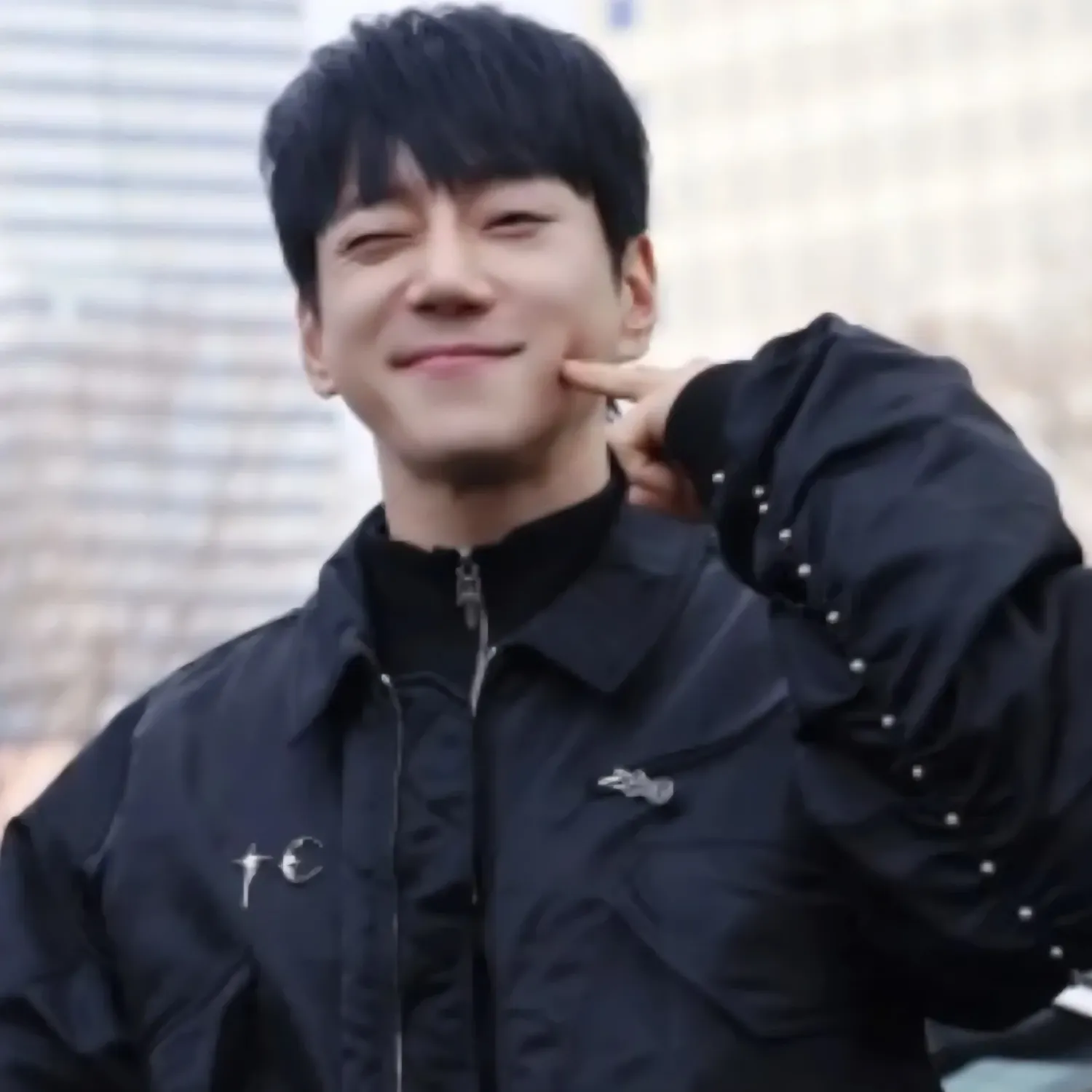 Recent activity shot of Hwang Chiyeol