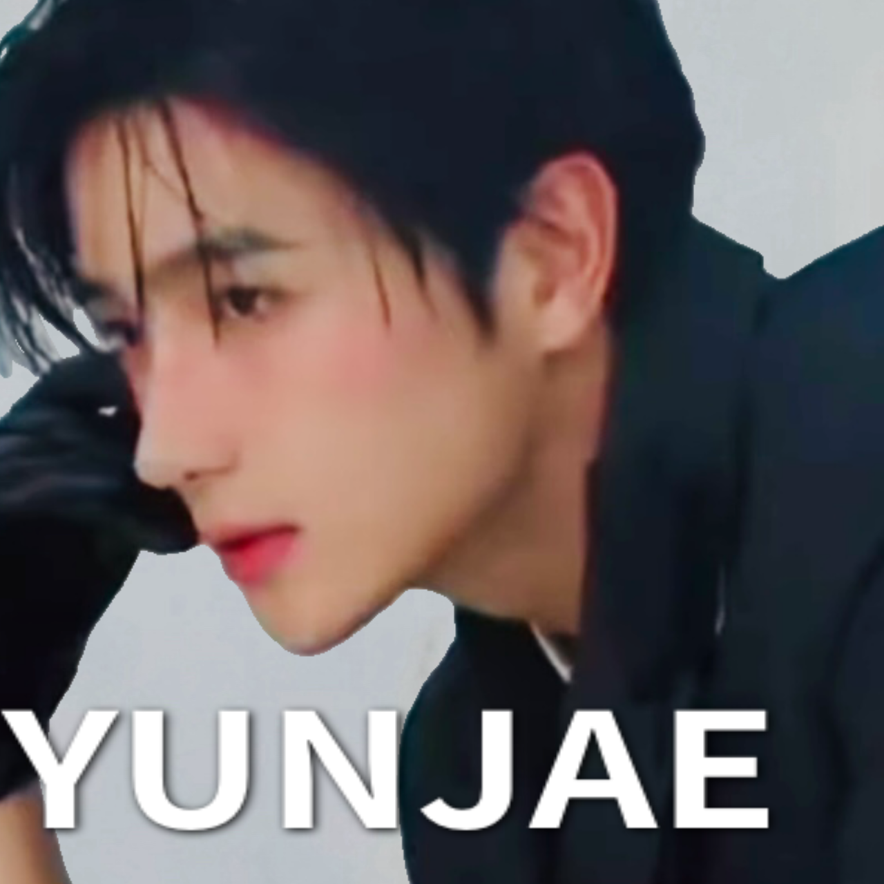 Latest photo of Hyunjae (THE BOYZ)
