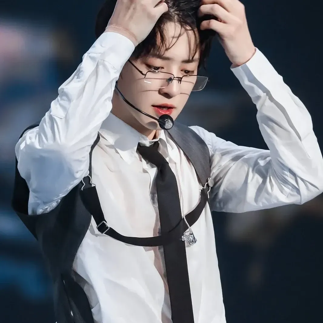 찬열 (EXO)의 비하인드 컷