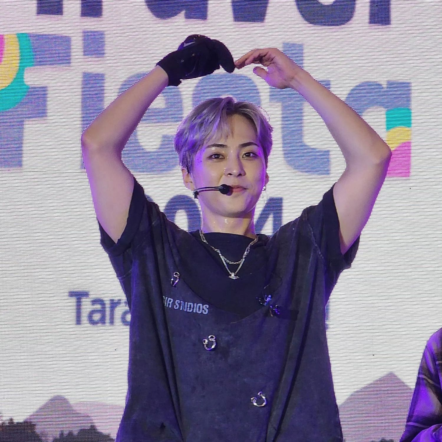 Behind-the-scenes cut of Xiumin (EXO)