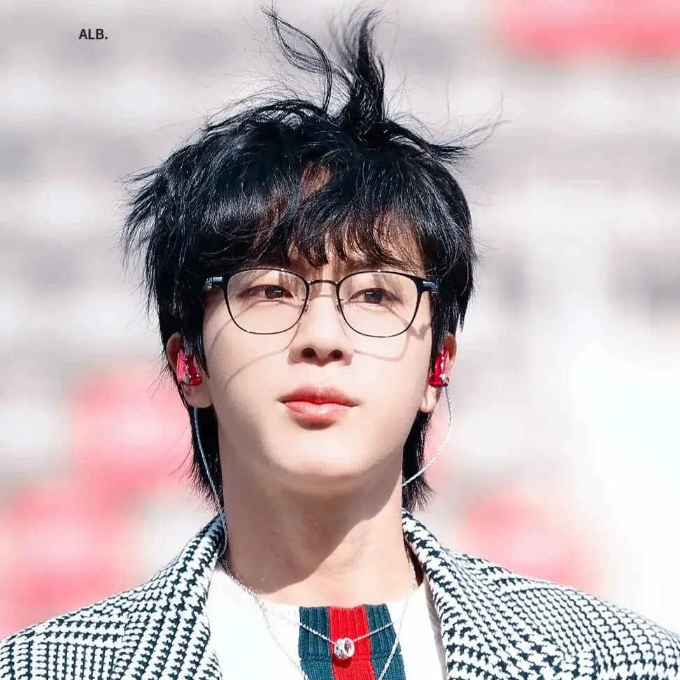 Foto terbaru Jin (BTS)