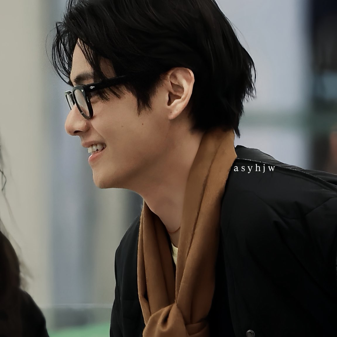 V (防弹少年团)粉丝拍下的瞬间