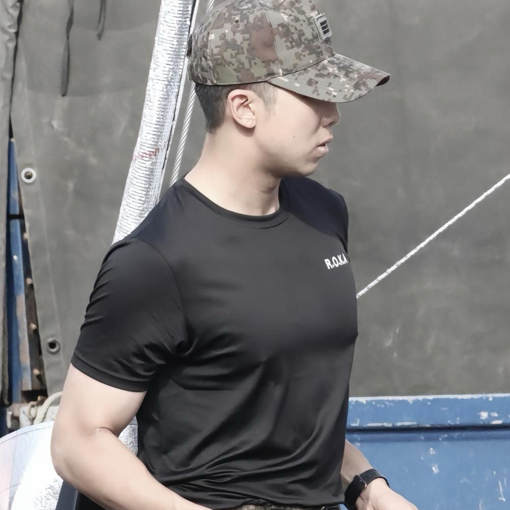 Behind-the-scenes cut of RM (BTS)