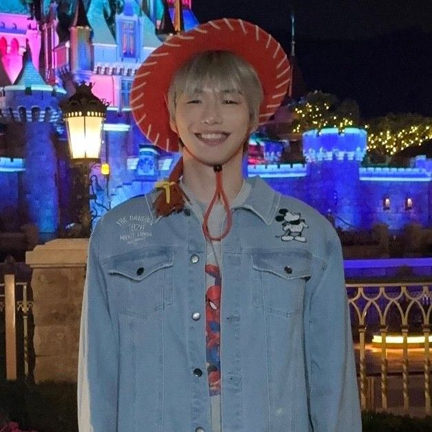 Foto aktivitas terbaru Kang Daniel