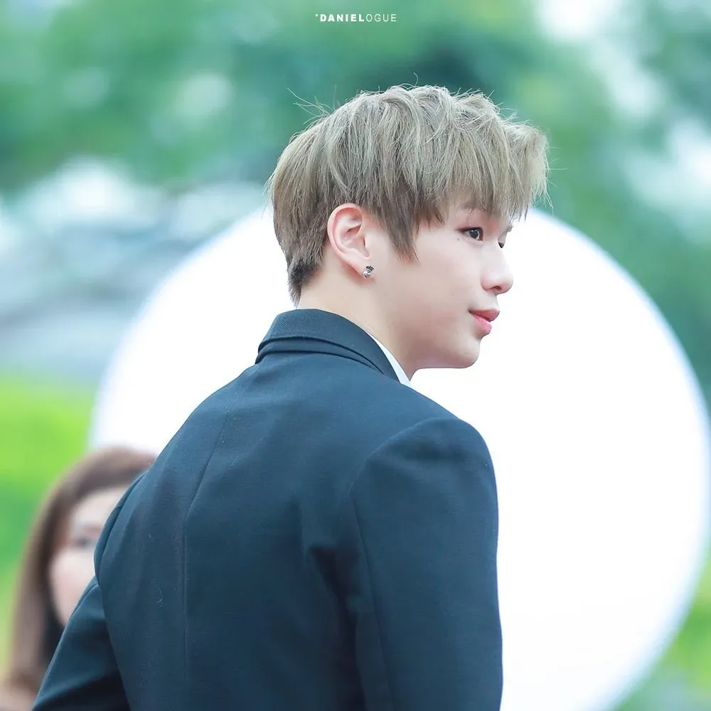 Foto aktivitas terbaru Kang Daniel
