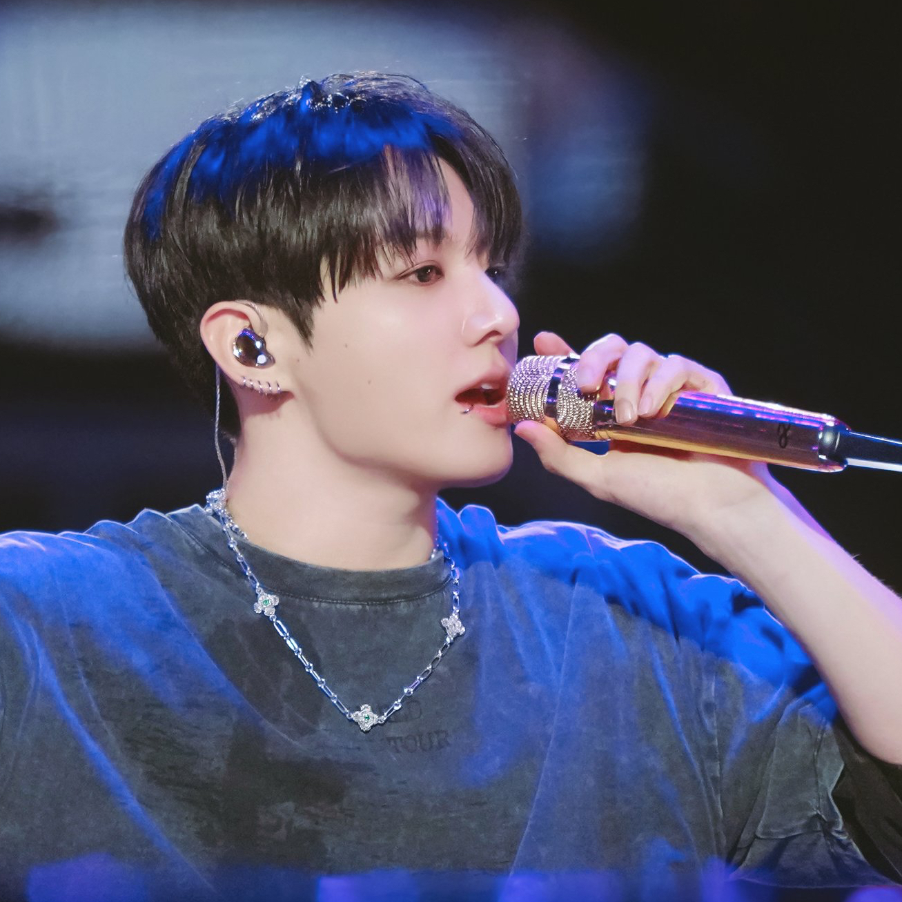 Foto aktivitas terbaru Jungkook (BTS)