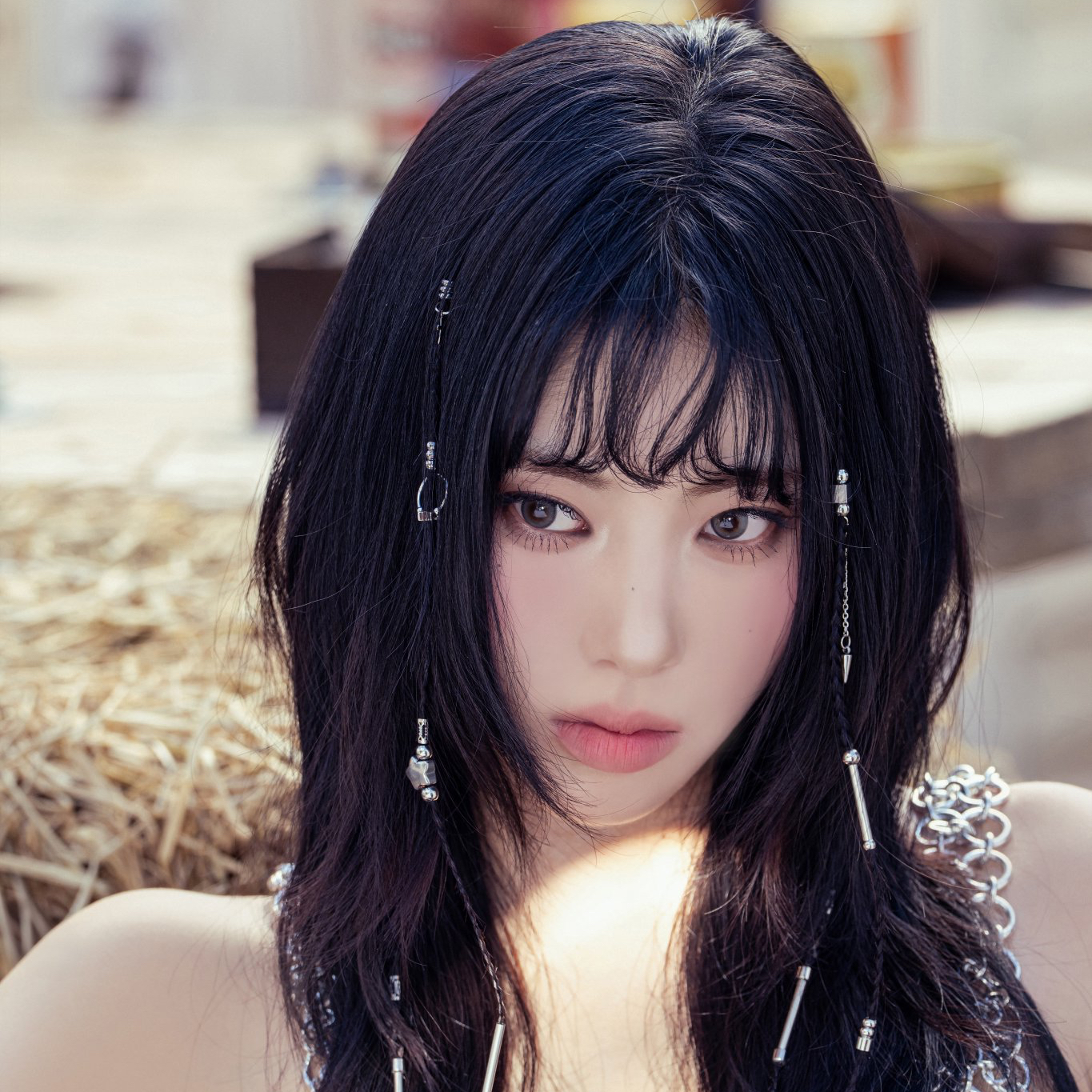 Behind-the-scenes cut of Koko (izna)