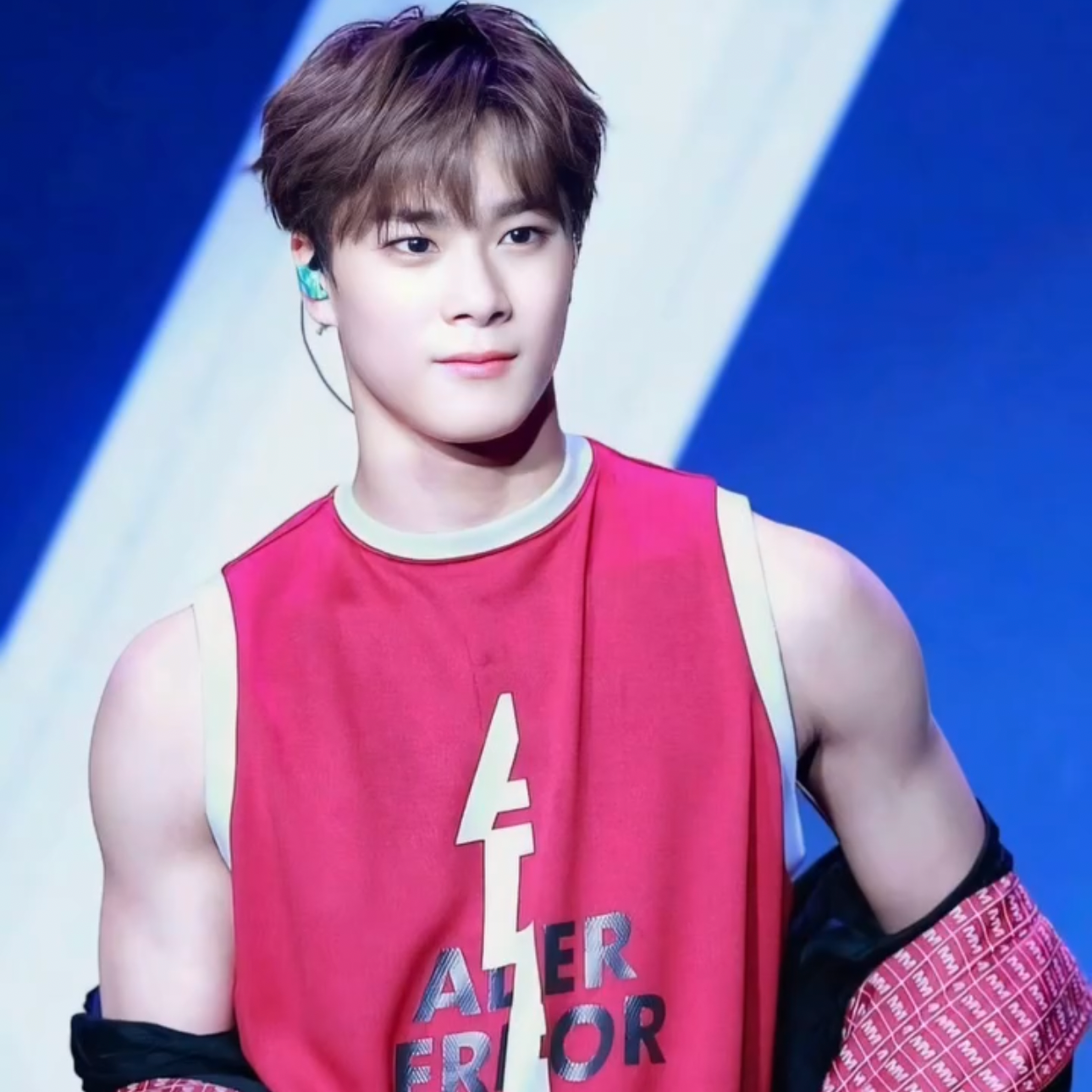 Behind-the-scenes cut of Moonbin (ASTRO)