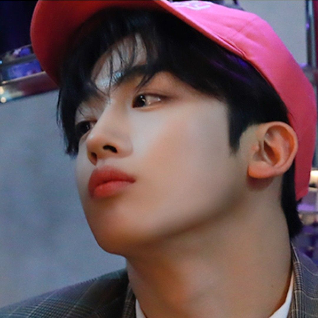 A moment captured by Kim Yohan (WEi)'s fan