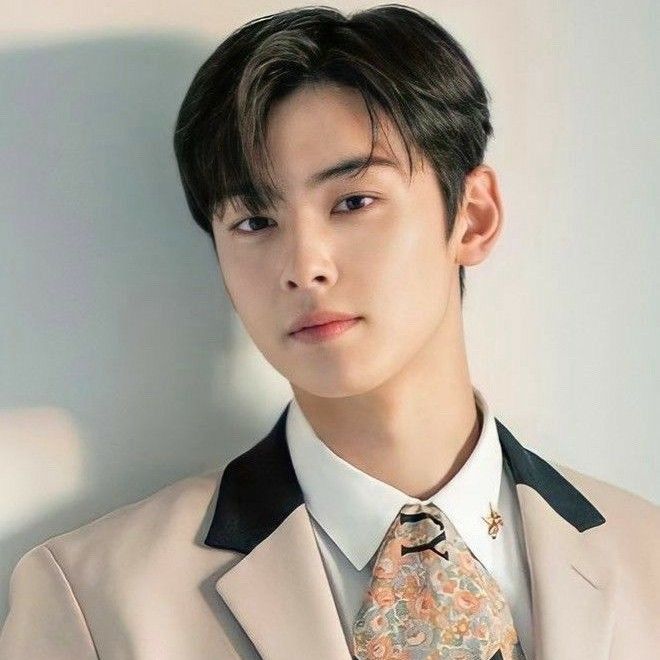 Behind-the-scenes cut of Eunwoo (ASTRO)