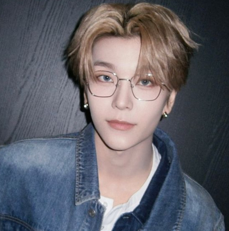 허씬롱 (알파드라이브원) 최근 활동샷