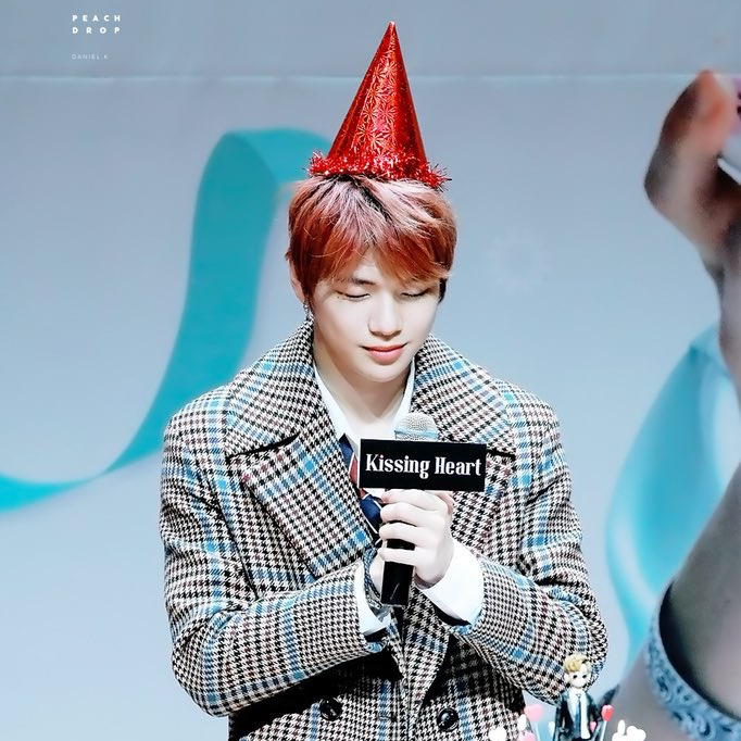 강다니엘의 최신 사진