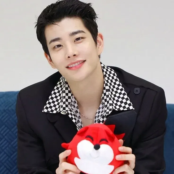 Latest photo of MJ (ASTRO)