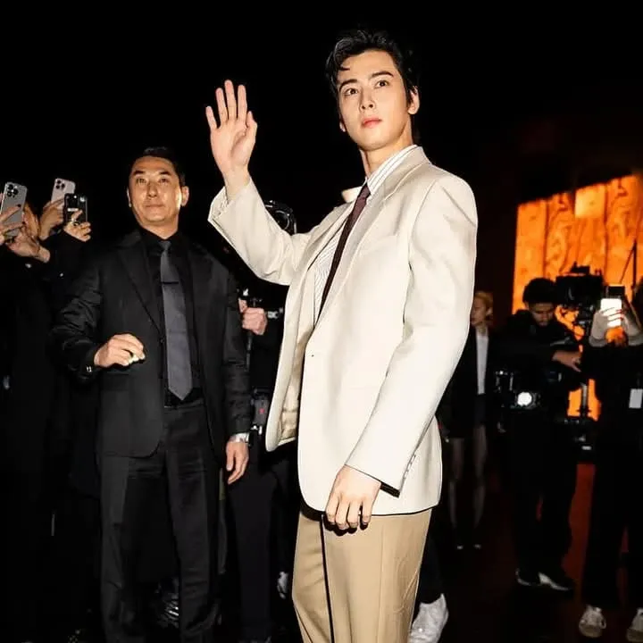 Latest photo of Eunwoo (ASTRO)