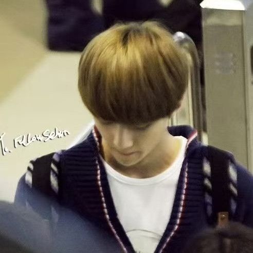 Behind-the-scenes cut of Sehun (EXO)