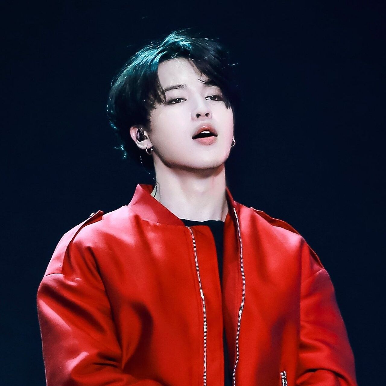 Foto aktivitas terbaru Jimin (BTS)