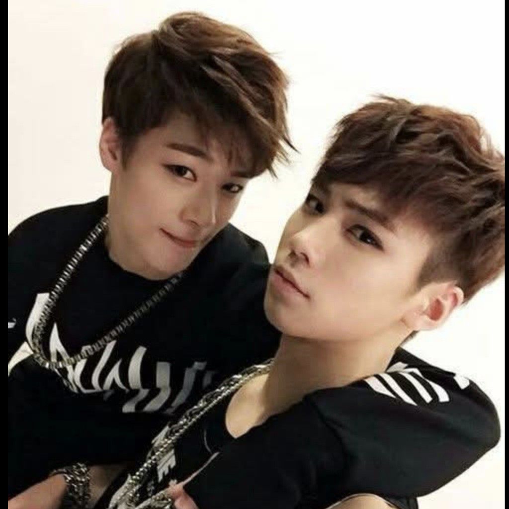 아스트로의 비하인드 컷