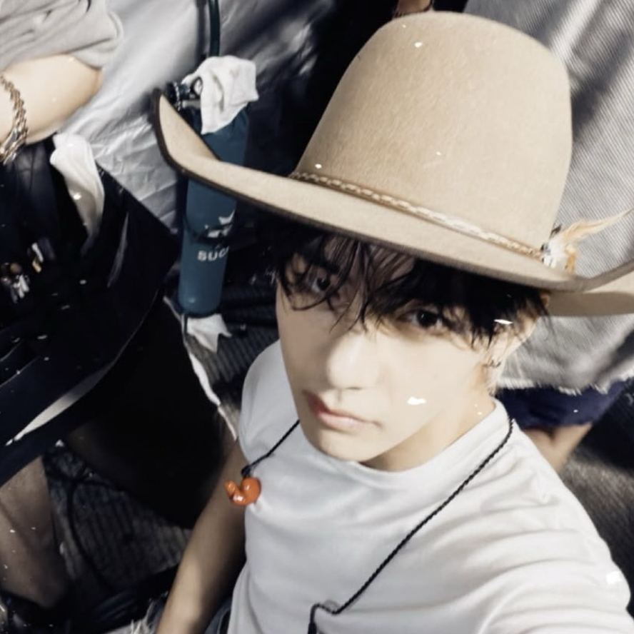 Potret di balik layar V (BTS)