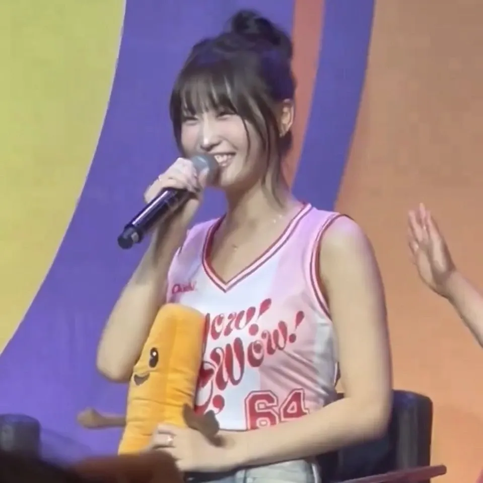 Momo (TWICE)的最新活動照片