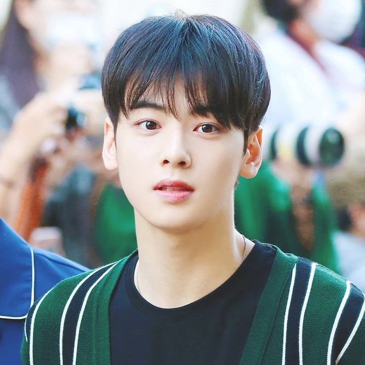 Recent activity shot of Eunwoo (ASTRO)