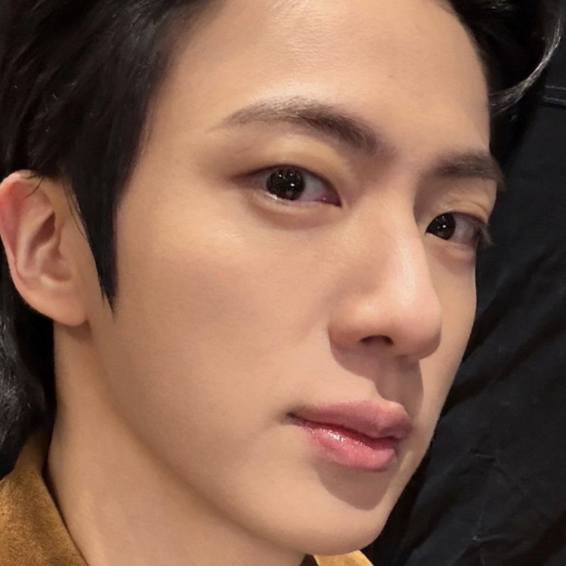 Behind-the-scenes cut of Jin (BTS)