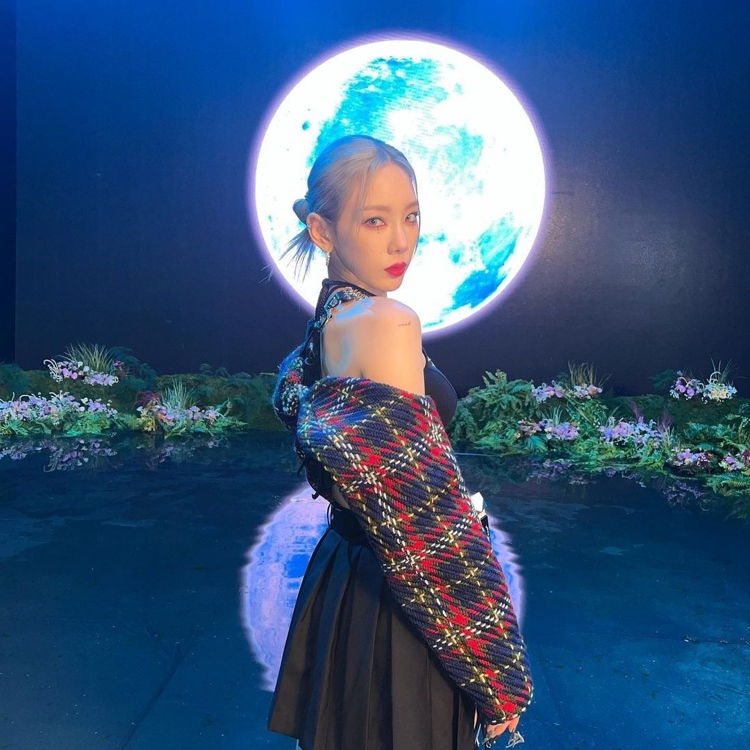 Recent activity shot of Taeyeon (Girls' Generation)