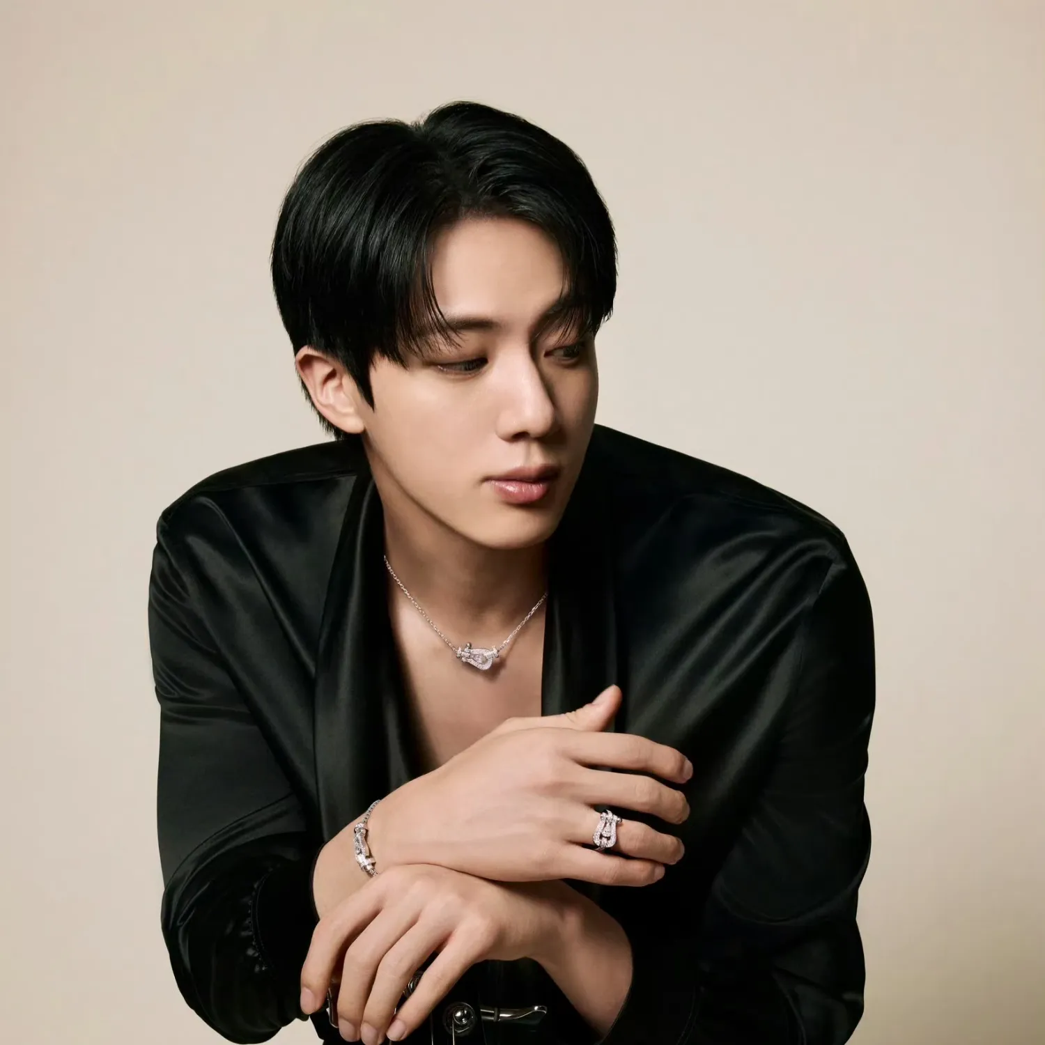 Potret di balik layar Jin (BTS)