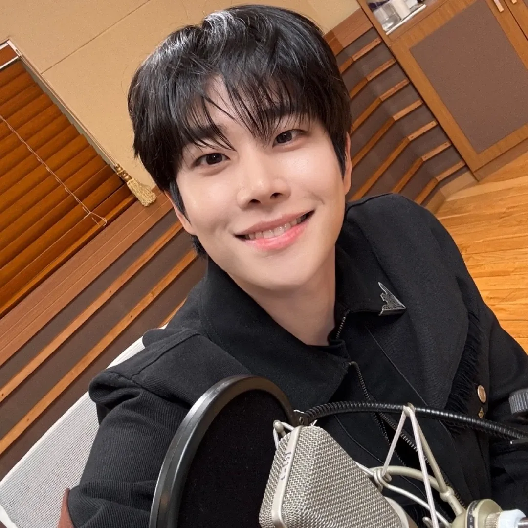 Latest photo of MJ (ASTRO)