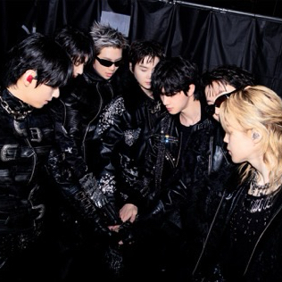 뷔 (방탄소년단)의 비하인드 컷