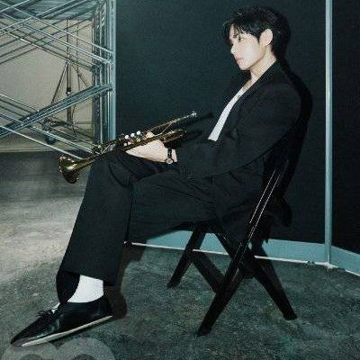 V (防弹少年团)的最新活动照片