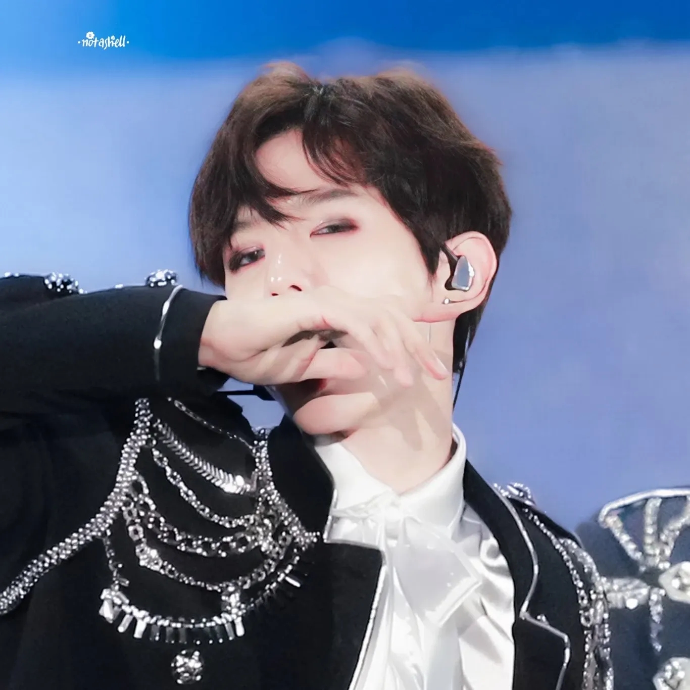 백현 (EXO) 최근 활동샷