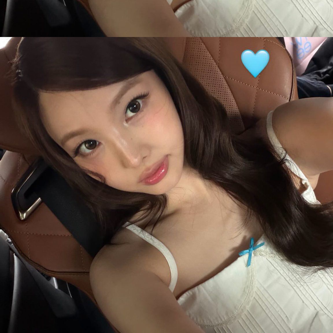 TWICE의 비하인드 컷