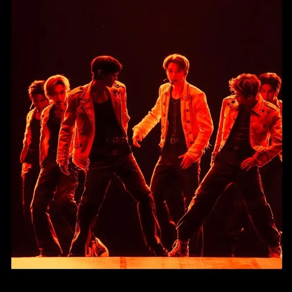 Signature photo of RIIZE capturing their charm