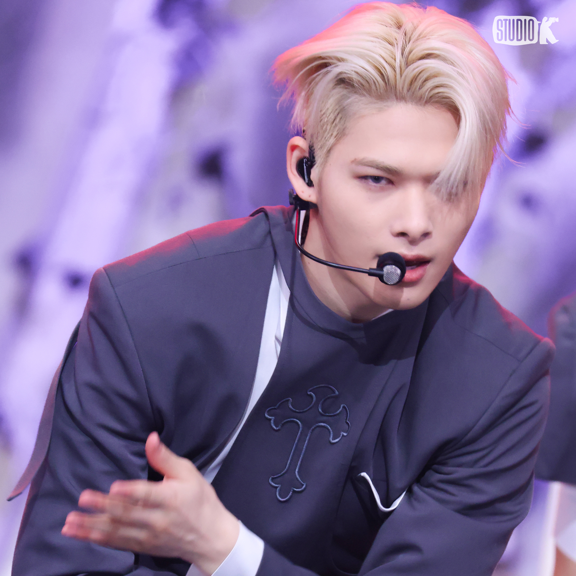 NI-KI (ENHYPEN)的最新活动照片