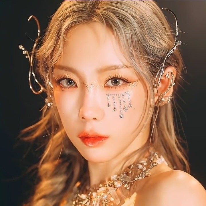 Latest photo of Taeyeon (Girls' Generation)