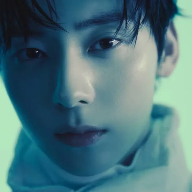 Latest photo of Hwang Minhyun