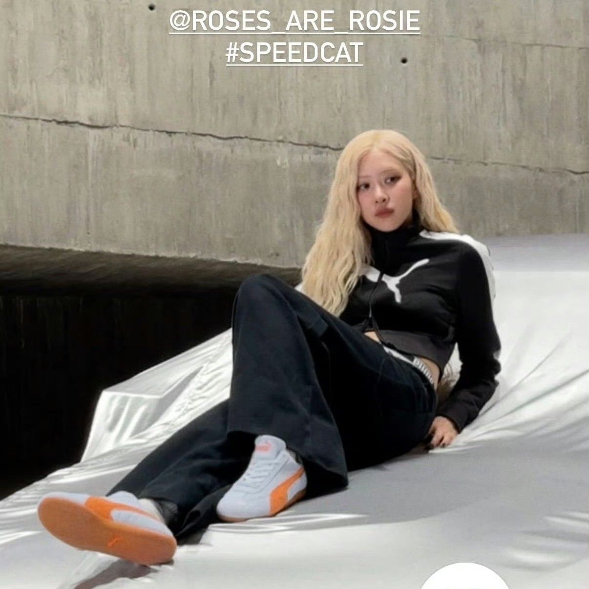 로제 (BLACKPINK)의 비하인드 컷