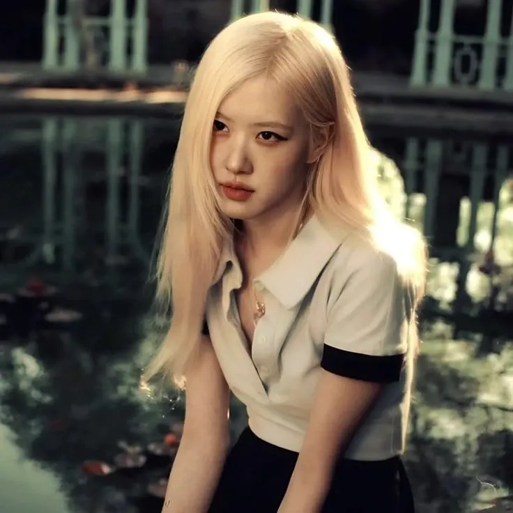 Behind-the-scenes cut of ROSÉ (BLACKPINK)